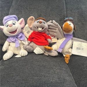 The rescuers plush lot